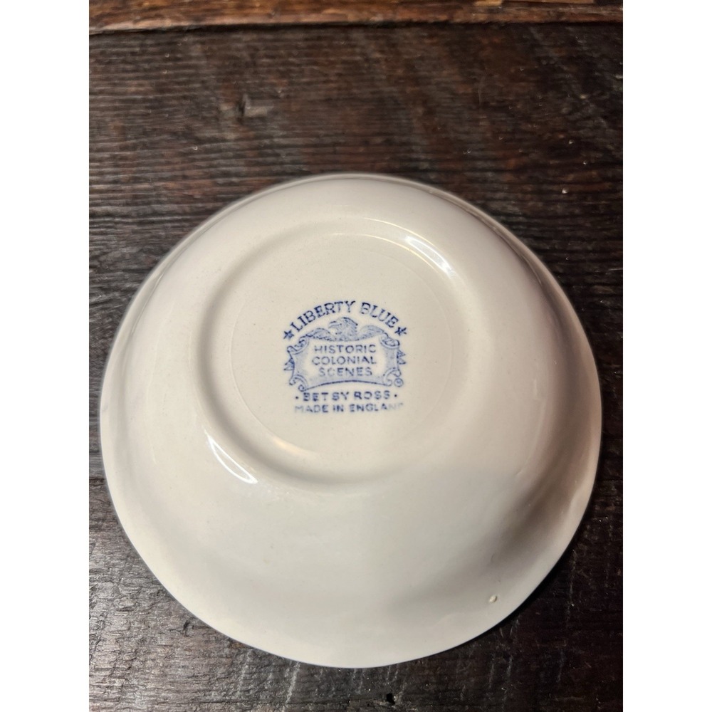 Liberty Blue Ceramic Berry Bowl Betsy Ross England - Picture 2 of 2